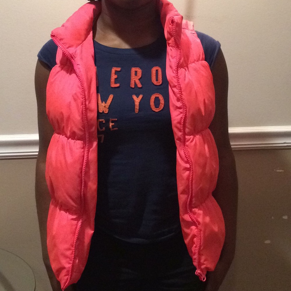 ‼️Old navy Neon Pink Vest‼️